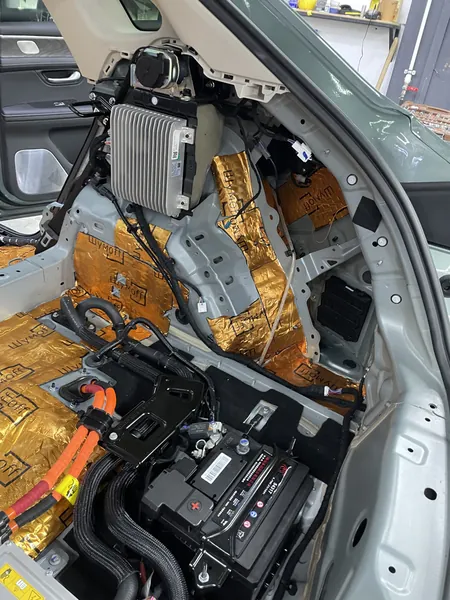 Шумоизоляция автомобиля Aito M5, фото 9