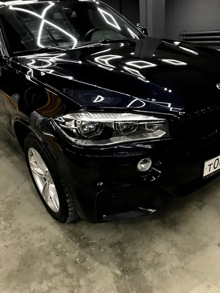 Оклейка зон риска BMW X5, фото 1