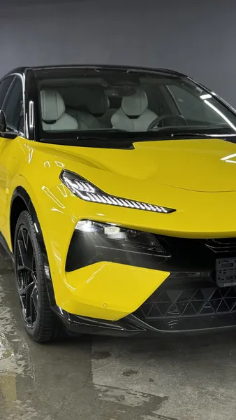 Оклейка зон риска Lotus Eletre, фото 15