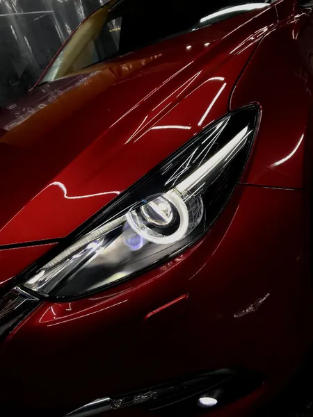 Оклейка капота + фары Mazda 3, фото 4