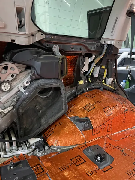 Шумоизоляция Toyota Land Cruiser 200, фото 5