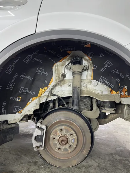 Шумоизоляция Volkswagen Touareg, фото 16