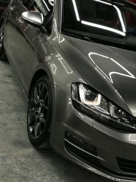 Оклейка зон риска VW Golf, фото 5